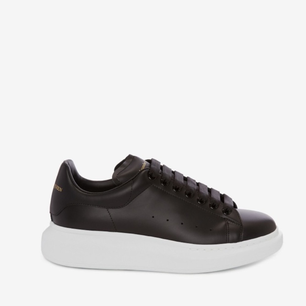 Oversized Men’s sneakers